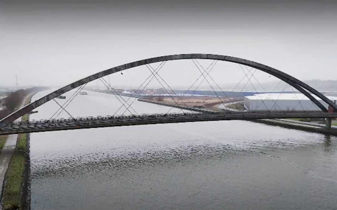 Travaux de rehaussement des ponts sur le canal Albert