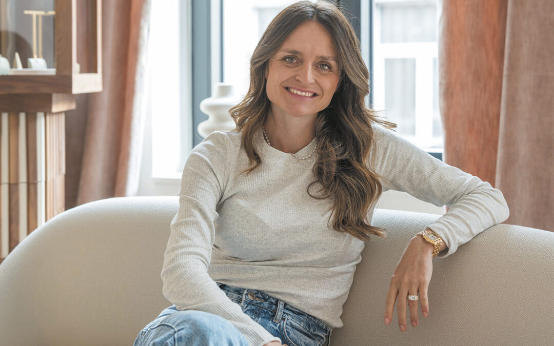 Laurence Vandenborre, visétoise et créatrice de bijoux personnalisés : « Chaque pièce raconte une histoire unique »